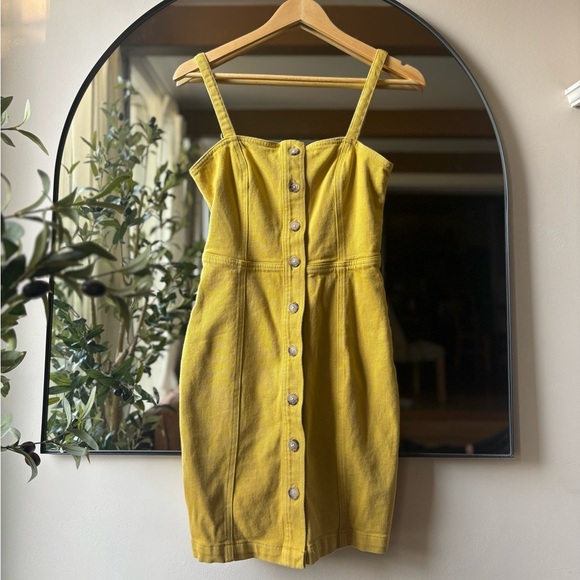 ARITZIA | Shasta dress in yellow | size 4 - Picture 3 of 6